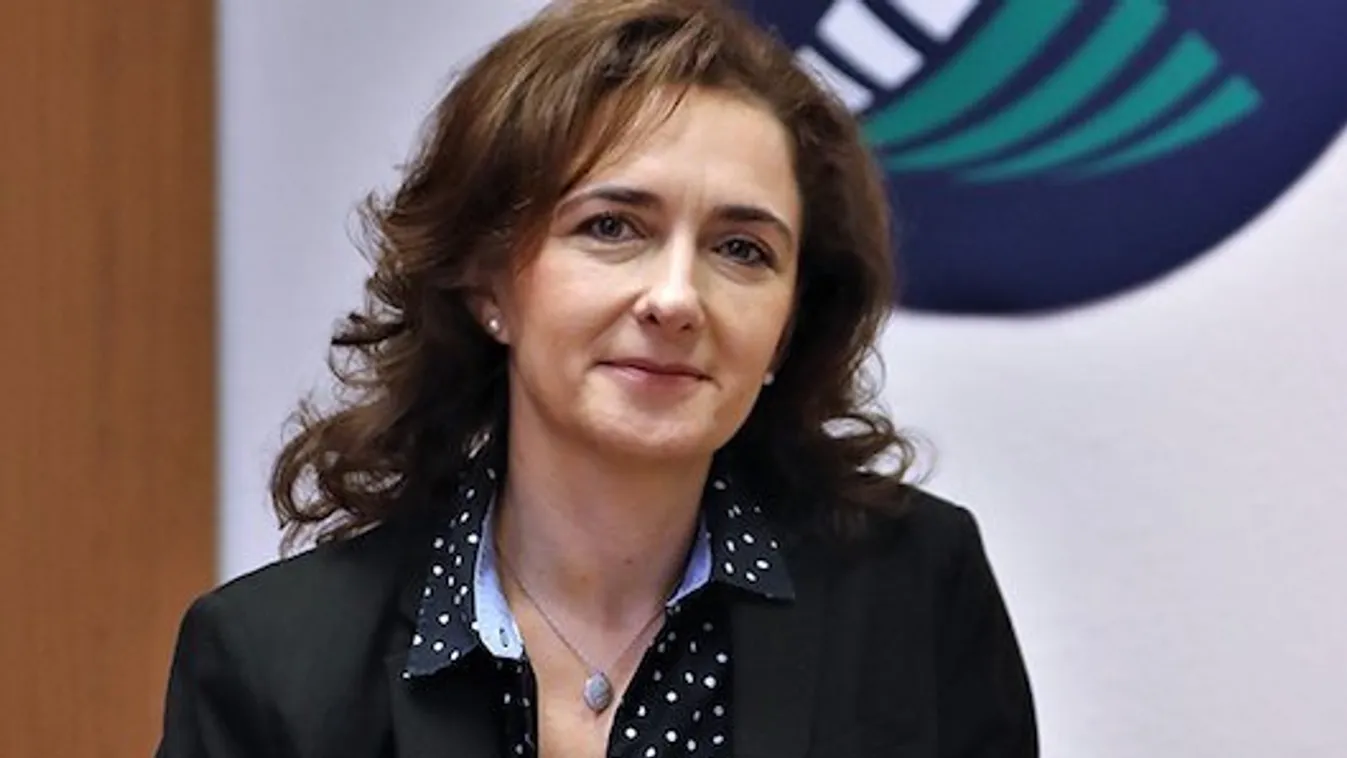 Beépülve, kamerákkal buktatják le a hálapénzt elfogadó orvosokat