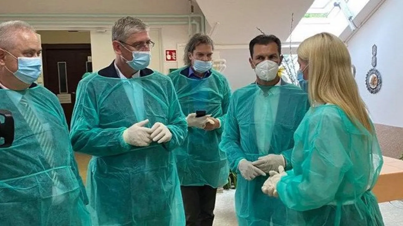 Tömegfelháborodás alakult ki Pestszentlőrincen, mert a DK-s polgármester elszállíttatja a kínai vakcinákat
