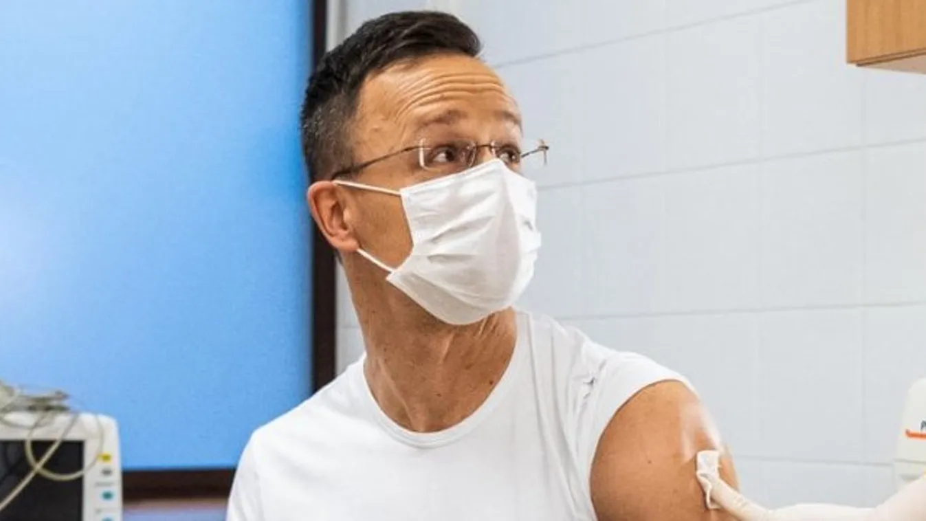 Szijjártó Péter is megkapta a koronavírus elleni vakcinát