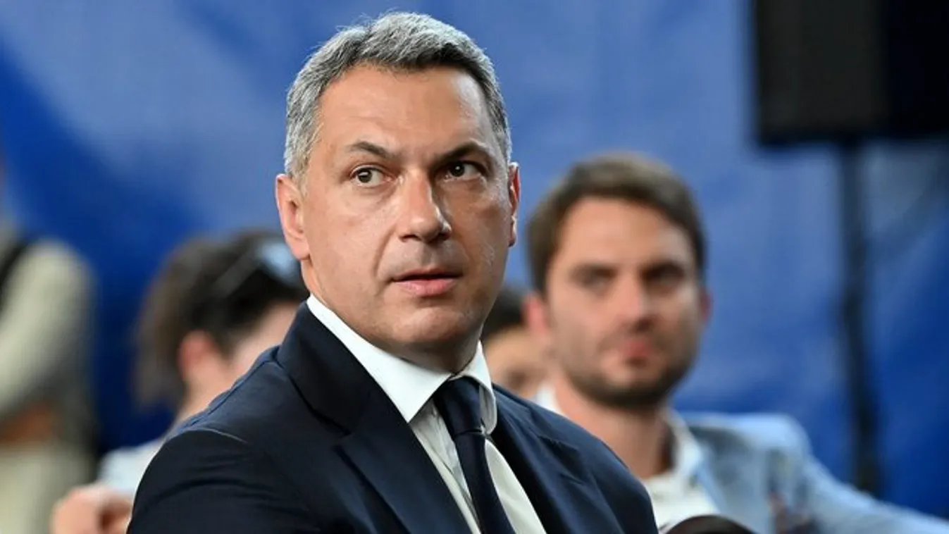 Lázár János: Európai választópolgárok halnak meg az Európai Bizottság döntése miatt