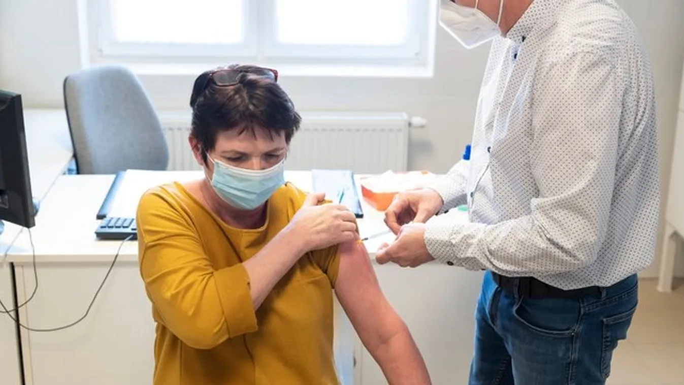 Ezt javasolja a WHO az AstraZenecával való oltással kapcsolatban