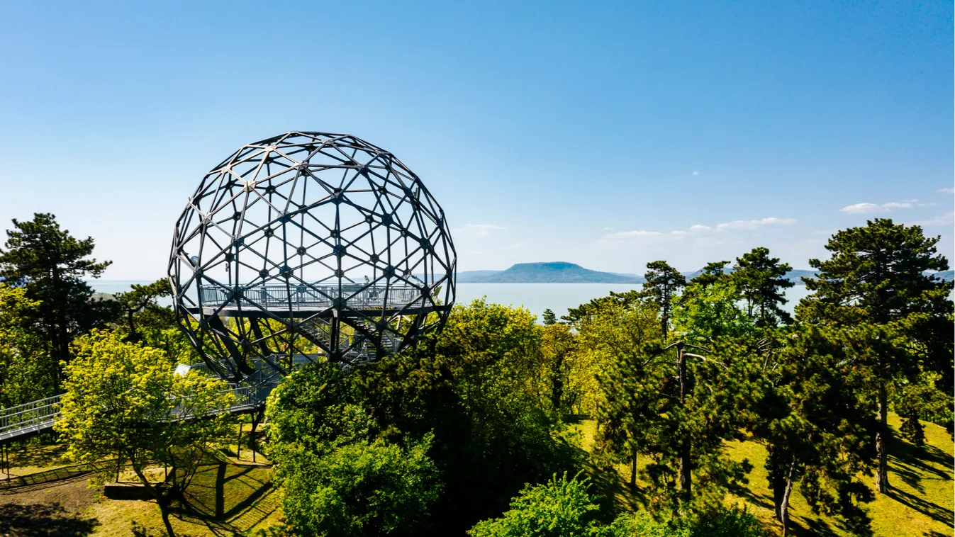 Panorámafalatozás mesterfokon, avagy lesse meg a balatoni kilátókat jóllakottan!