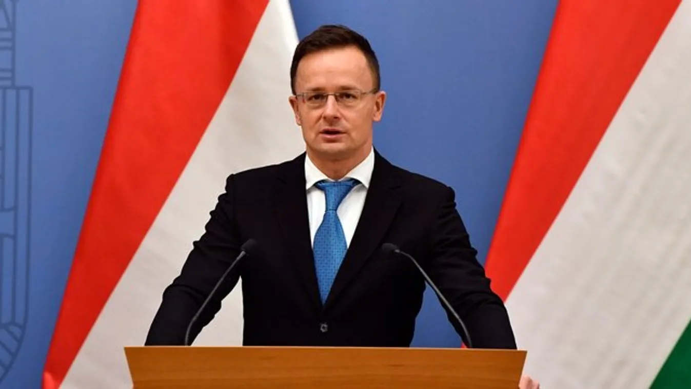 Egy lépéssel közelebb kerültünk a 2,5 milliós beoltottsághoz: 180 ezer adag Szputnyik-vakcina érkezett éjszaka – videó