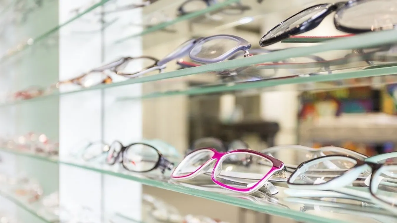 Nyugalom: az optikák a lezárások idején is nyitva maradhattak