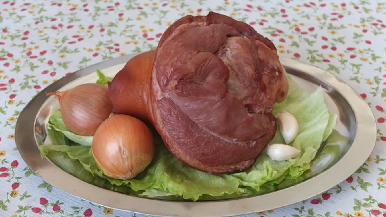 Ha már unja a sonkát: töltse ebédre palacsintába és kínálja gombamártással! - Recept