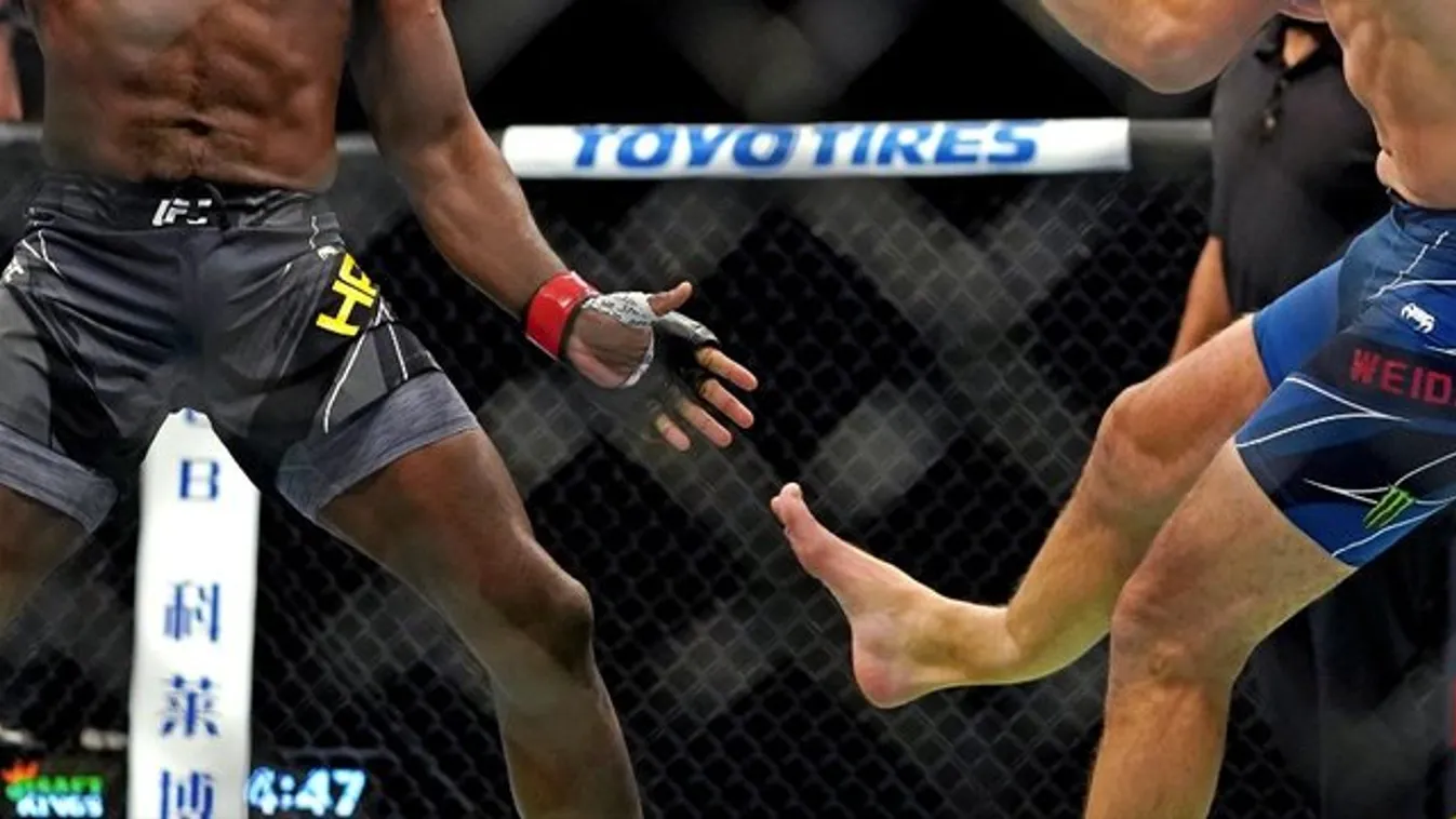 Csak erős idegzetűeknek: belerúgott ellenfelébe az MMA-harcos, kettétört és kifacsarodott a sípcsontja