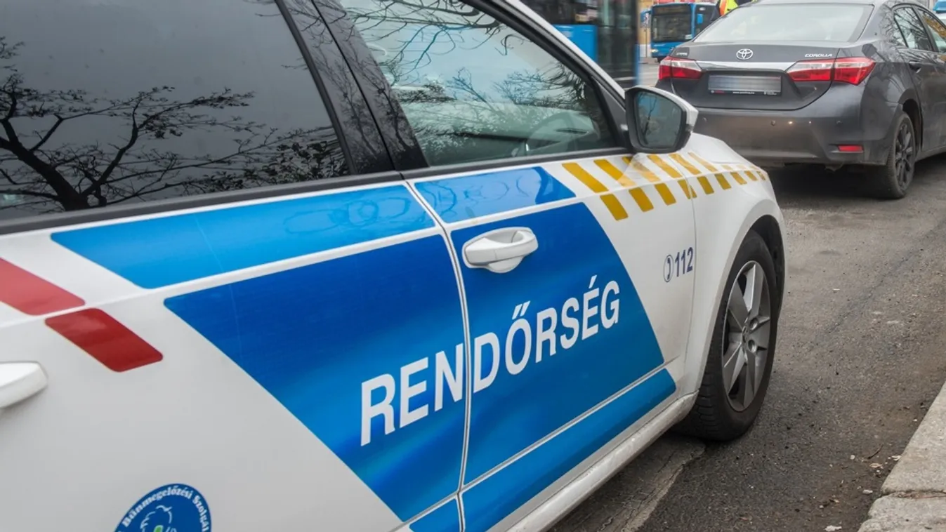 Autóbuszok után most villamost ellenőriztek a fővárosi rendőrök