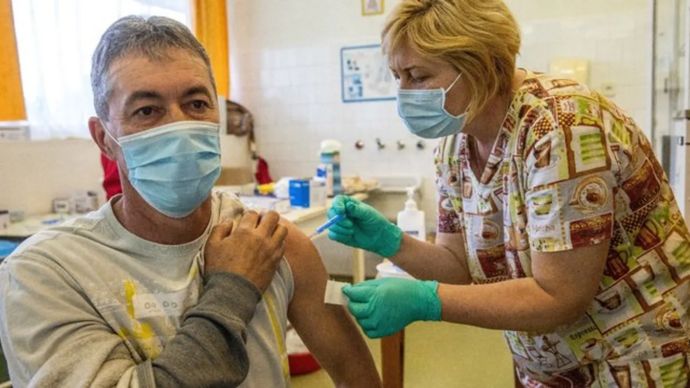 A beoltottak száma 3 317 052 fő, közülük 1 400 703-an már a második oltásukat is megkapták