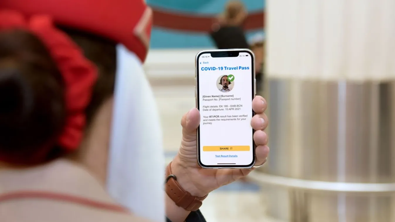Ez a légitársaság már élesben teszteli a digitális útlevelet