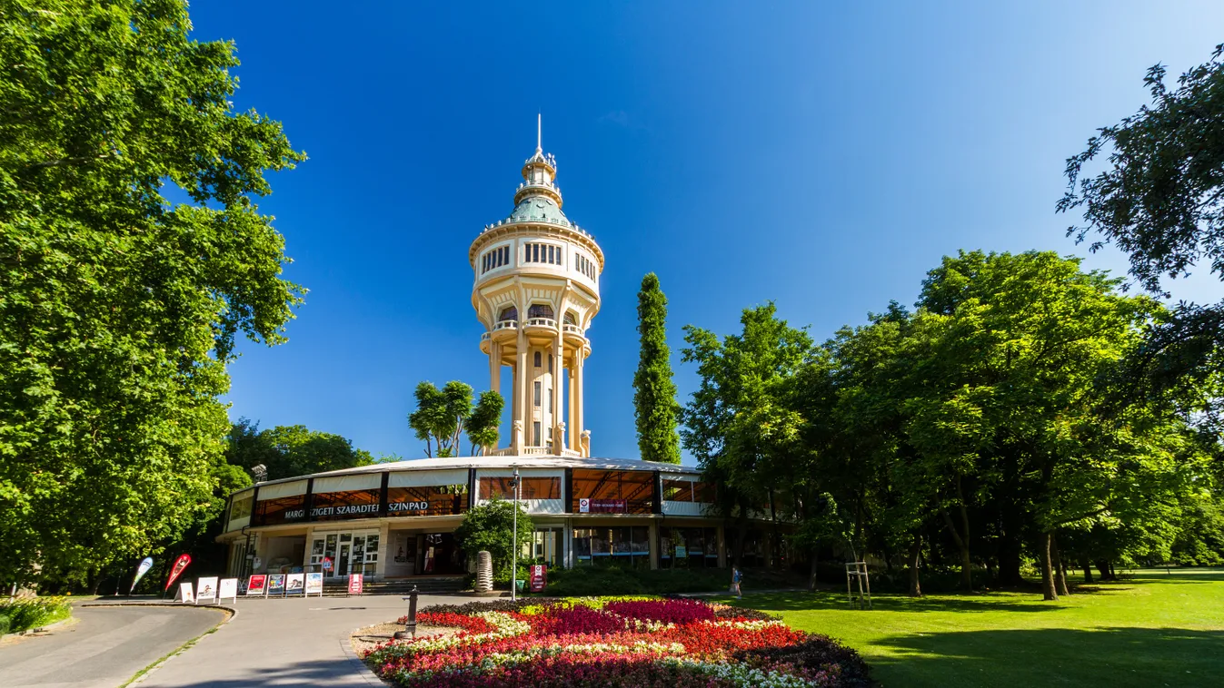 Parkok, arborétumok színes virágaival és méhdöngicséléssel érkezik az április