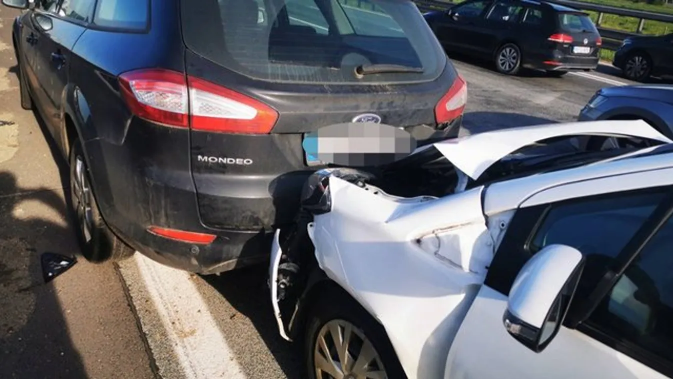 Tömegbaleset az M0-son: óriási a torlódás