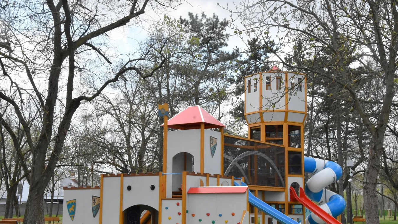 A város nevezetességei is felismerhetők ebben az új, családi szabadidőparkban