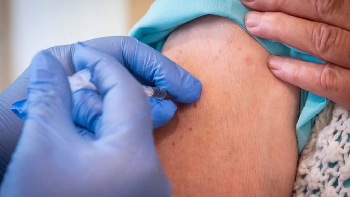 Itt a szám: ennyi Pfizer vakcina érkezett kedden hazánkba