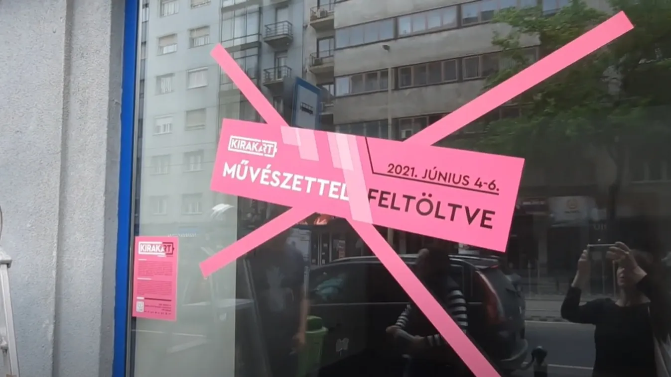 Három napon át budapesti kirakatokban nézhetünk színházi előadásokat