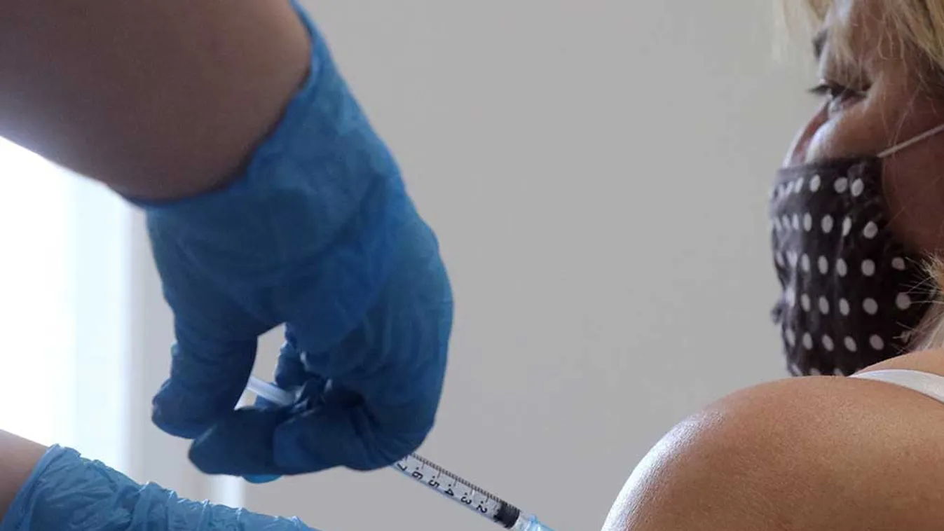 Kiderültek a Pfizer vakcina mellékhatásai, ezekben az esetekben nem adható