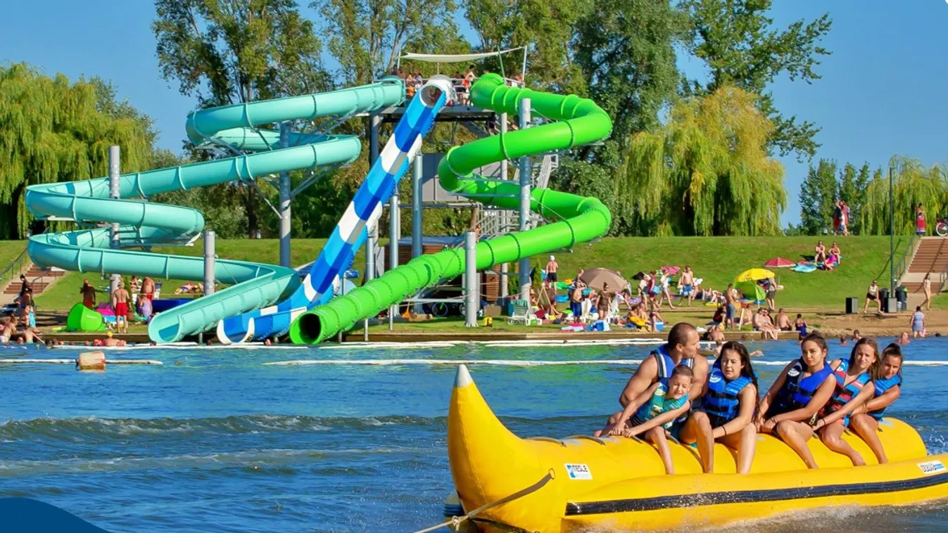 Homokfocipályás lelátóval nyílik a megújult abádszalóki strand
