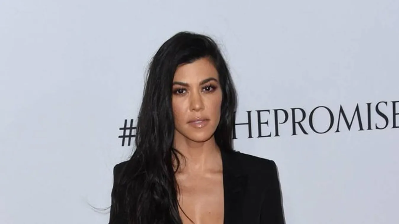Nincs még egy ember, aki olyan szexin falná a hamburgert, mint Kourtney Kardashian – fotó