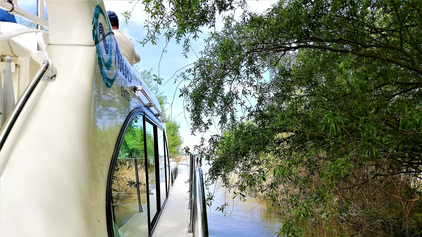 Légkondis nyaralóhajók és egy új tájétterem várja idén a turistákat a Tisza-tónál
