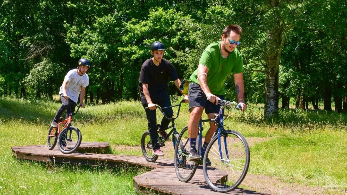 Erdei környezetben készült el a legújabb hazai bringaparkunk