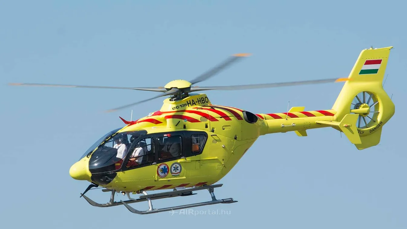 Vízibicikliről ugrott a Balatonba, meghalt a 21 éves fiú