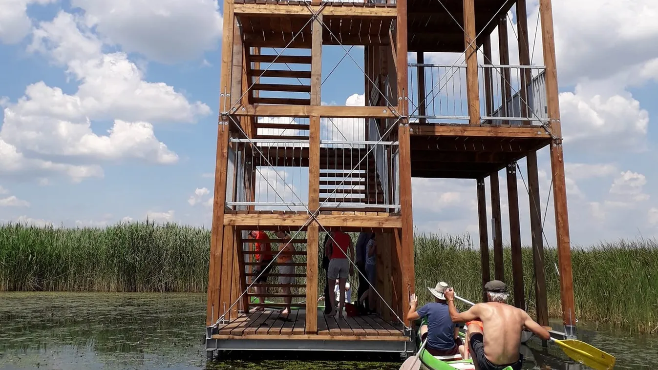 Már megmászható a Tisza-tó két kilátója, amit csak csónakkal, hajóval lehet megközelíteni