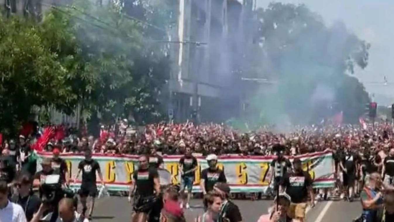 Így emlékeztek meg a magyar szurkolók Benedek Tiborról a magyar-francia előtt – videó
