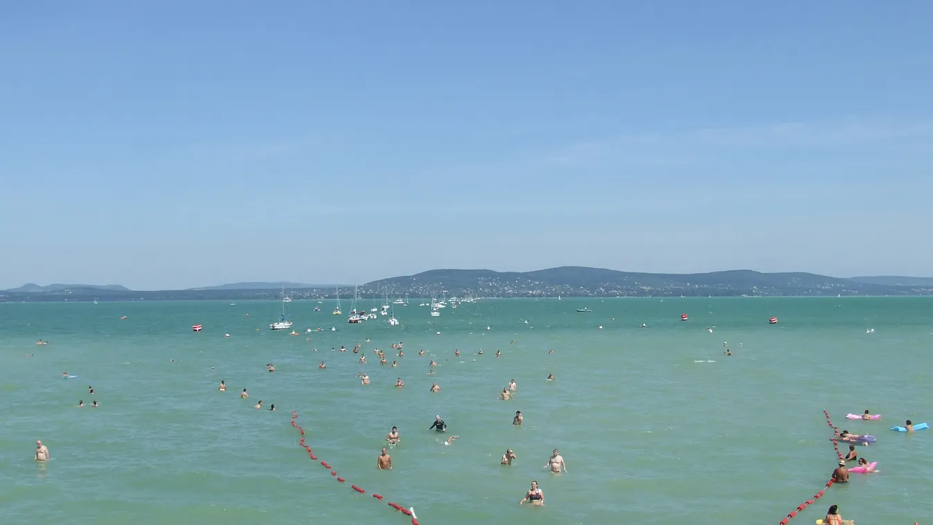 Ezért halasztják el az idei Balaton-átúszást