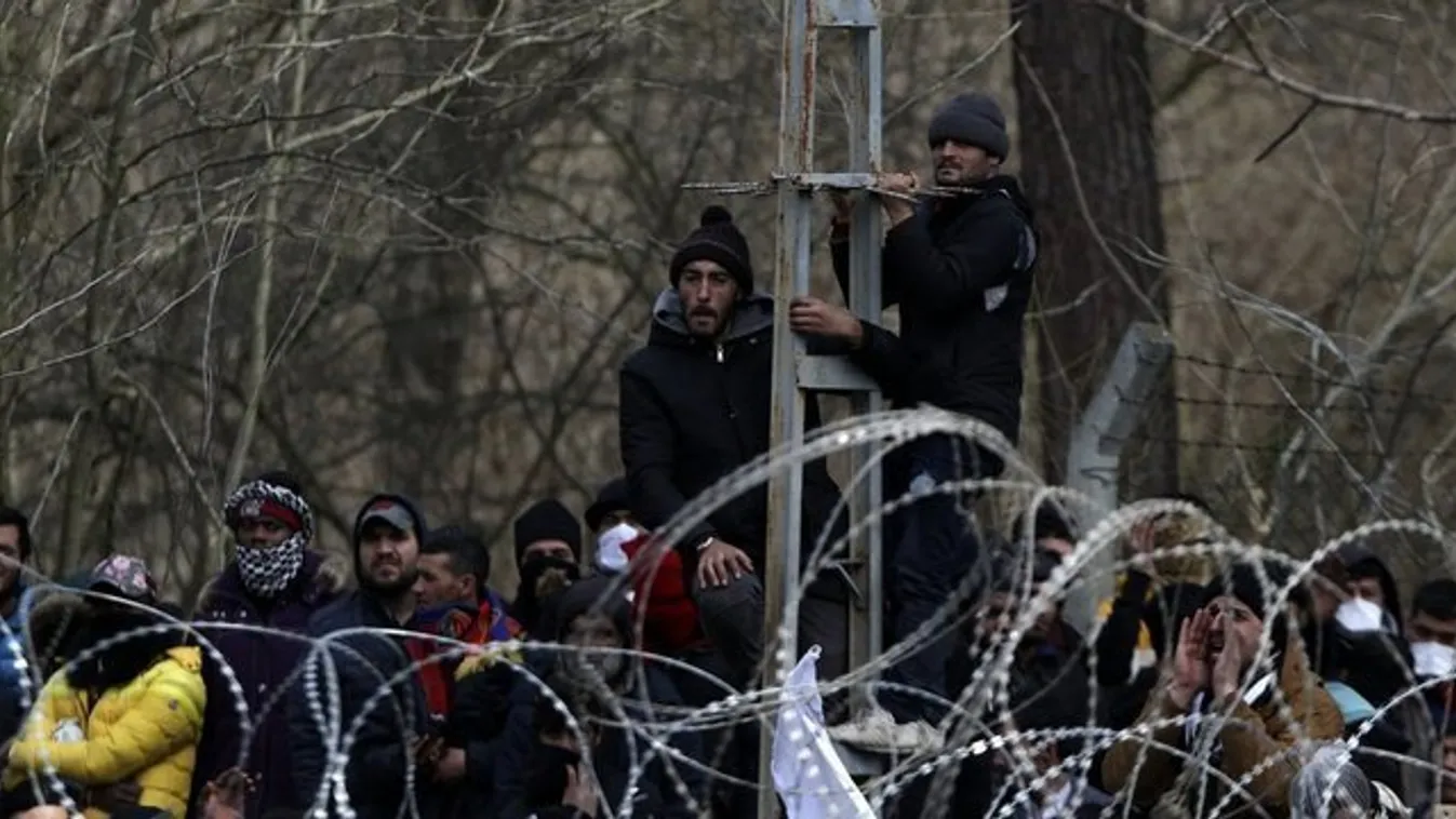 Brüsszel azt szeretné, hogy migránsokat engedjünk be Magyarországra