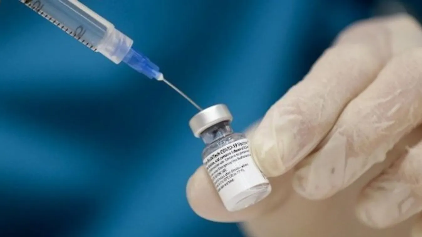 Fejleszti a Pfizer a delta variáns elleni vakcinát – vajon képes megfertőzni az oltottakat a rettegett covid-mutáció?