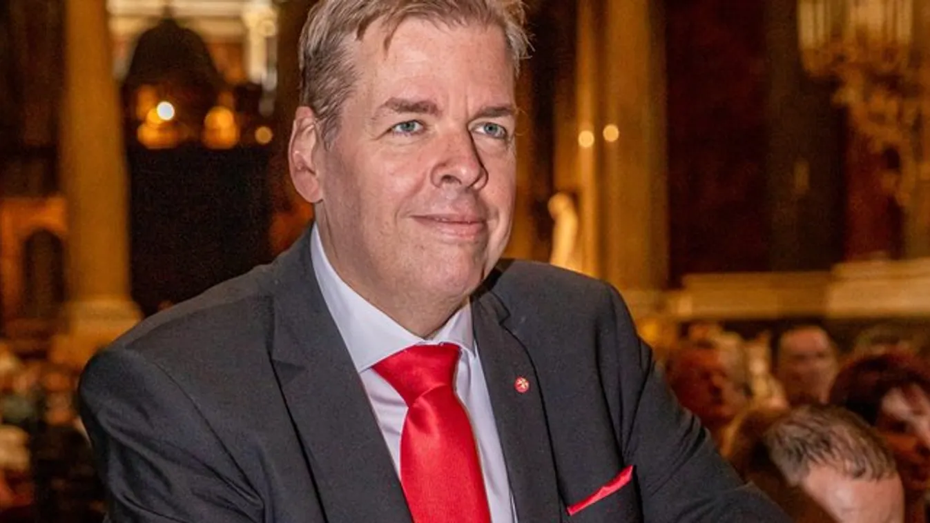 Épphogy elvált, máris a harmadik esküvőjére készül Schmuck Andor