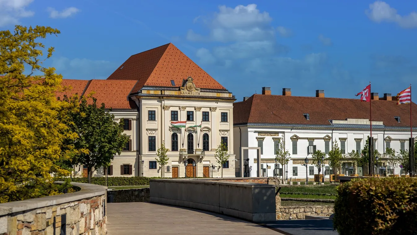 Ősztől új koncertsorozat indul a Karmelita templomban