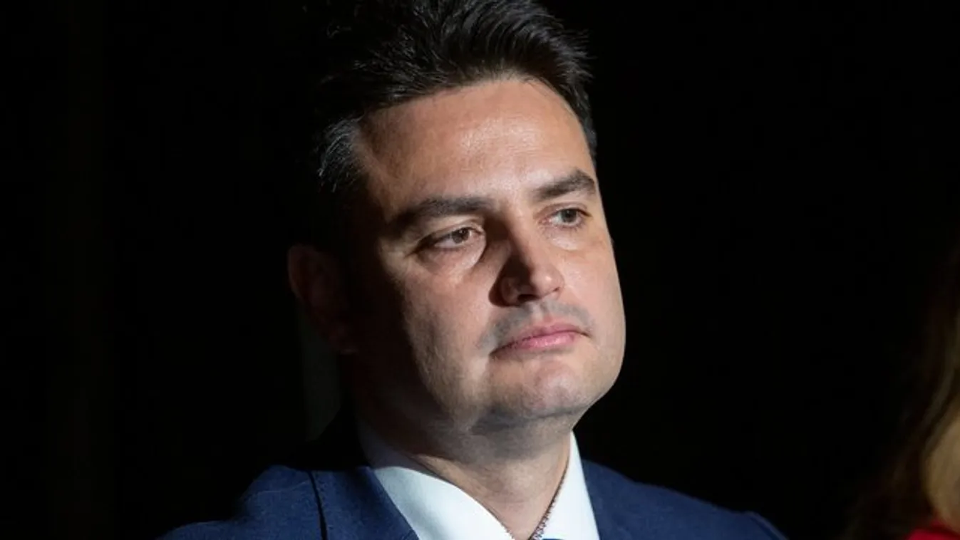 Több csecsemő halálát okozhatta Márki-Zay Péter és feleségének közös bábapraxisa