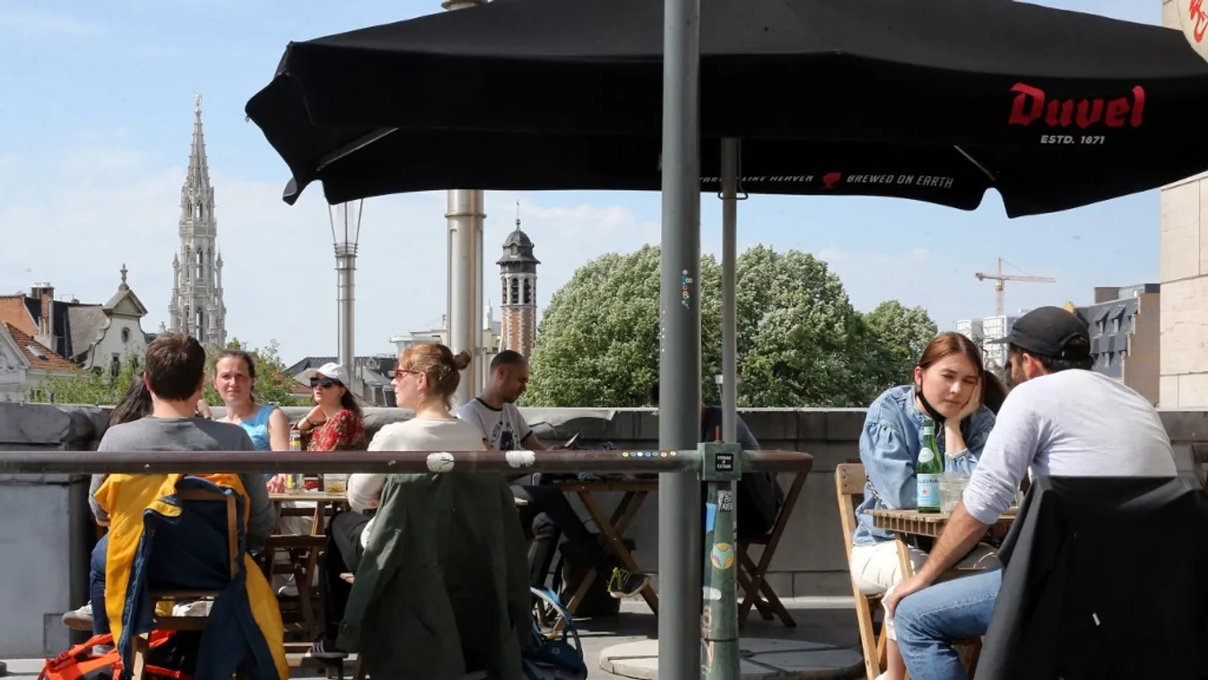 Belgium feloldja a vendéglátóhelyek korlátozásait, Bécs tovább szigoríthat