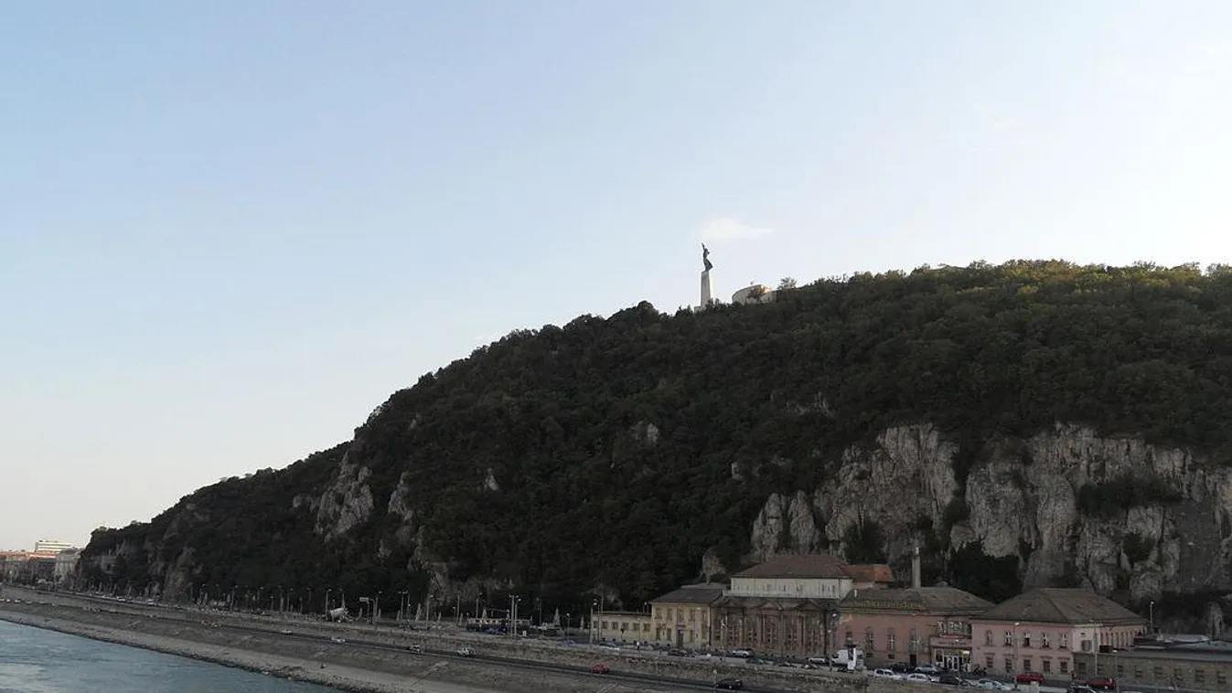 Tanulmány készül a Gellért-hegyi sikló világörökségi panorámára gyakorolt hatásáról