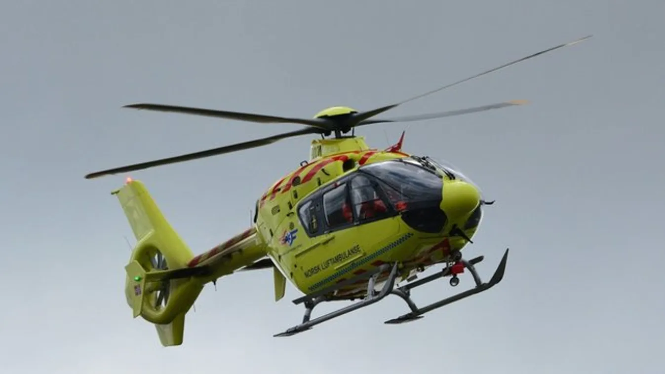 Mentőhelikoptert riasztottak: brutális baleset történt az M1-esen