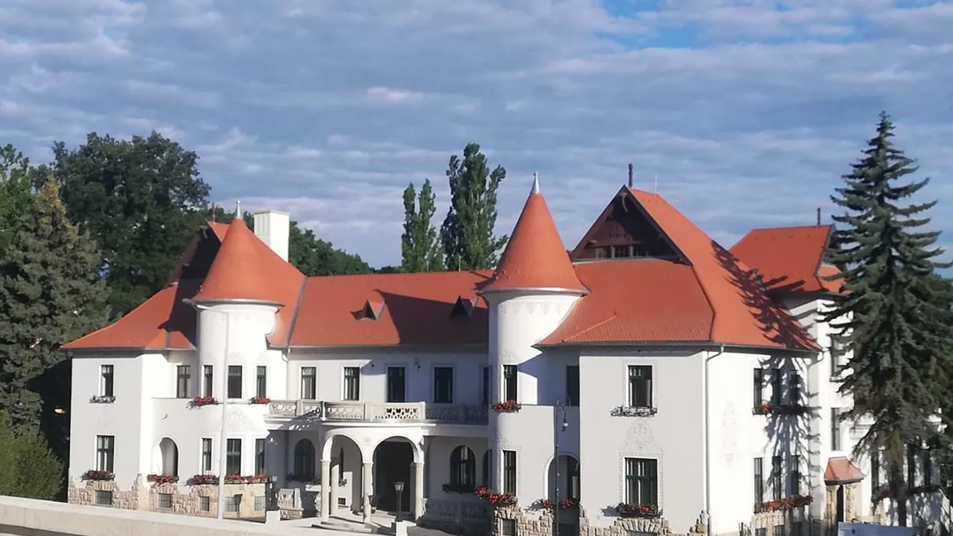 Tatabánya új turisztikai látványossága lett az egykori szecessziós tiszti kaszinó