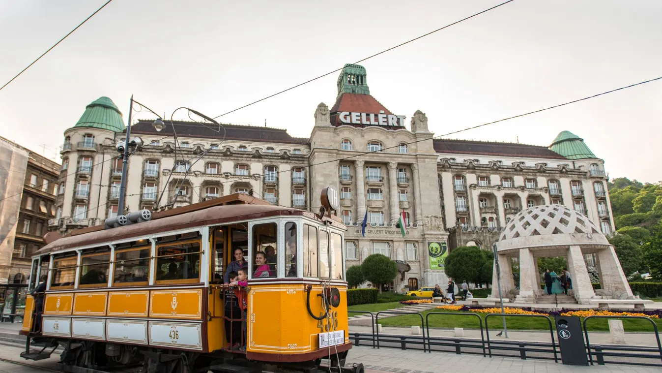 Budapest régi villamosaiból nyílik kiállítás a Károly körúton