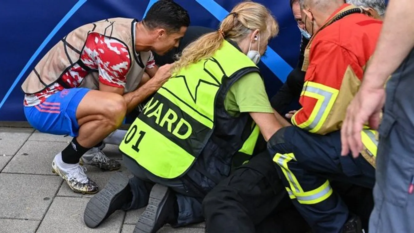 Bikaerős bomba – Fejberúgta a svájci rendezőnőt Cristiano Ronaldo – videó