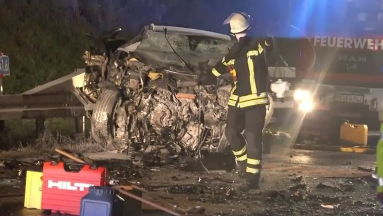Tragédia lett belőle, újabb autó ment szemben a forgalommal az autópályán - videó