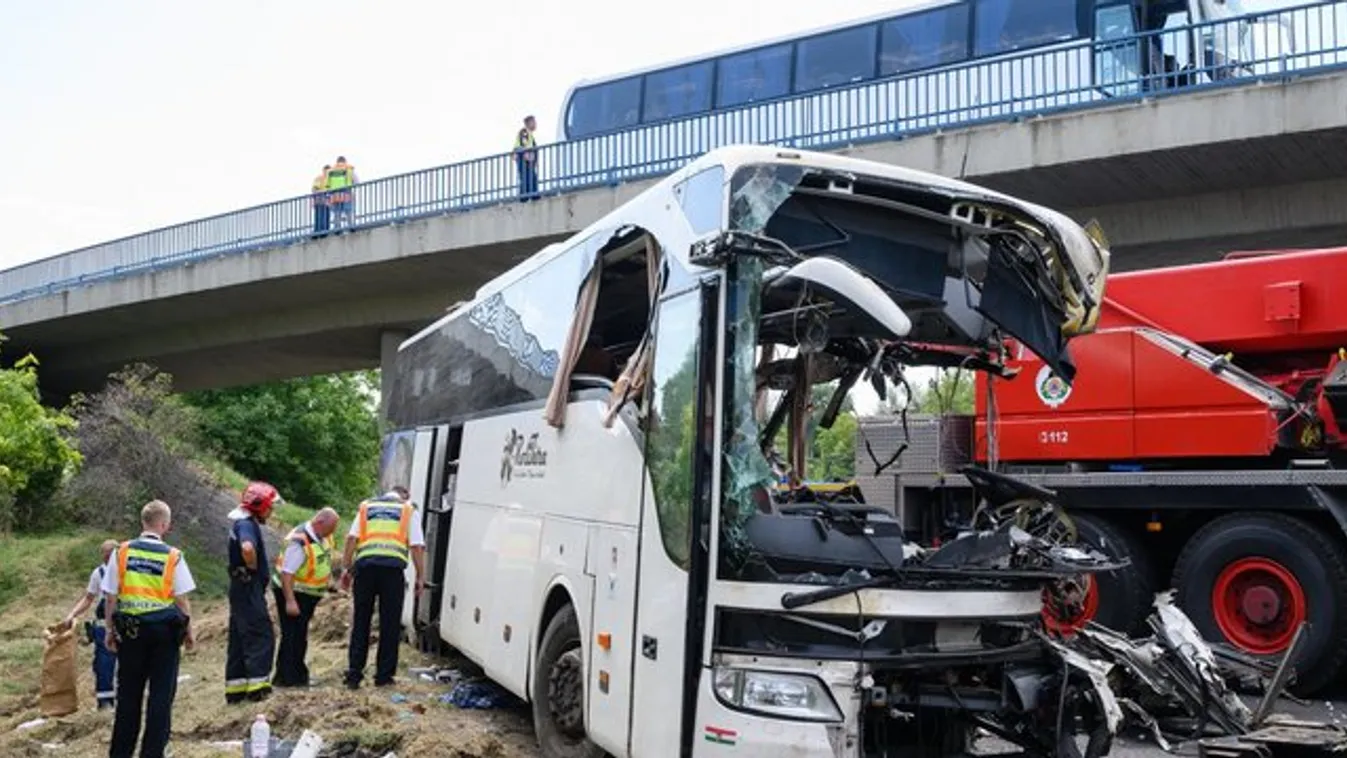 Pénteken temetik az M7-es busztragédia sofőrjét