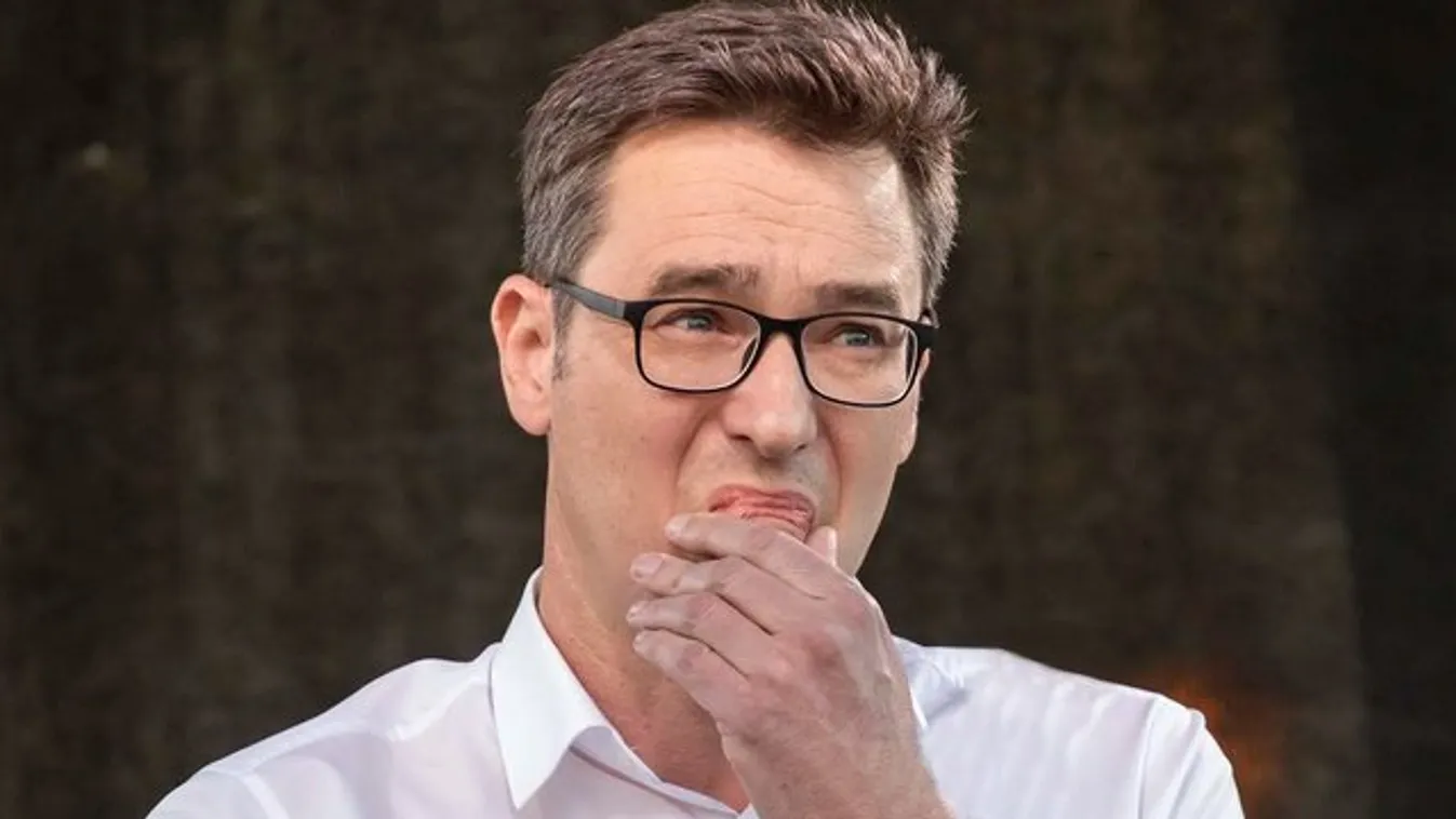 Nem hagyták szó nélkül az internetezők Karácsony Gergely homokos galibáját