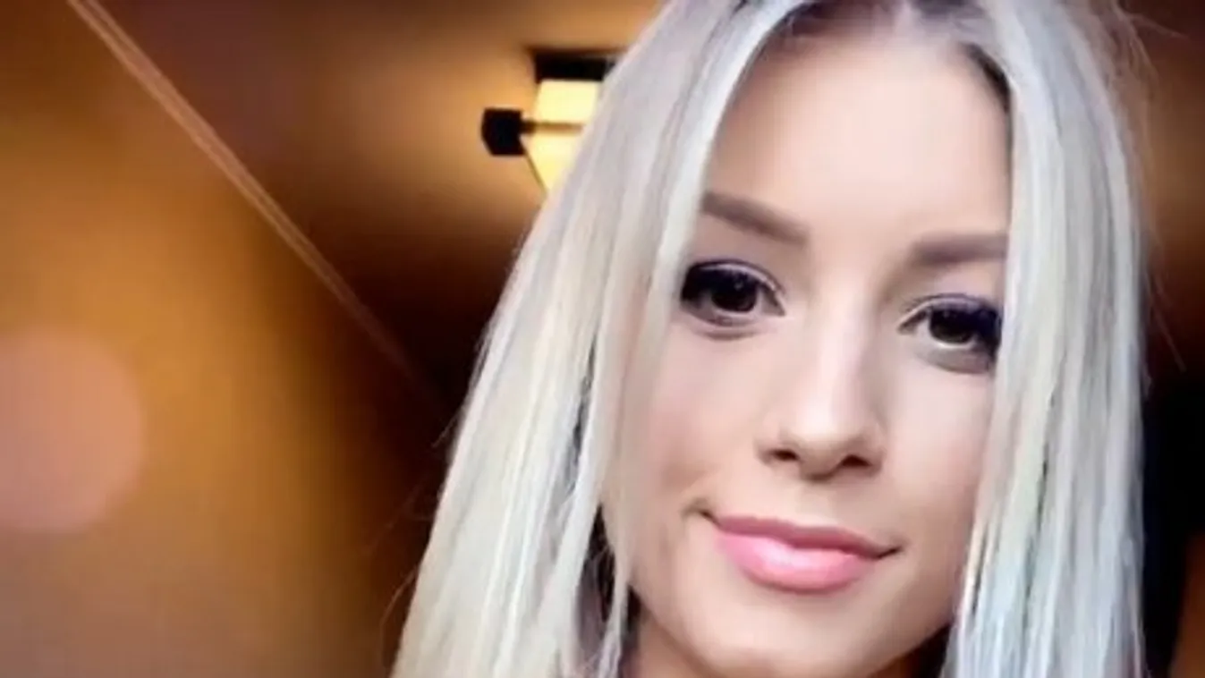Csak úgy pattannak le a gombok a dúskeblű pornós blúzáról –18+