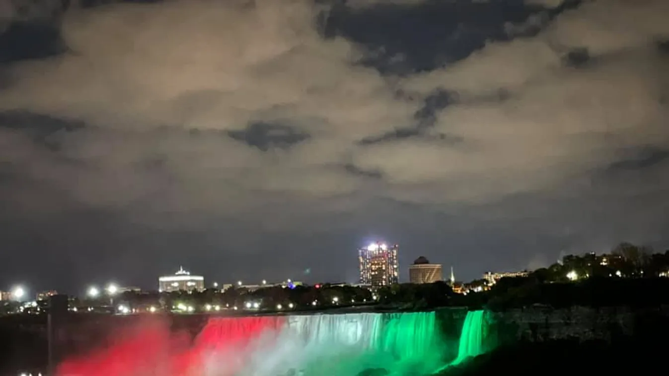 A nemzeti ünnep tiszteletére magyar színekbe öltözött a Niagara