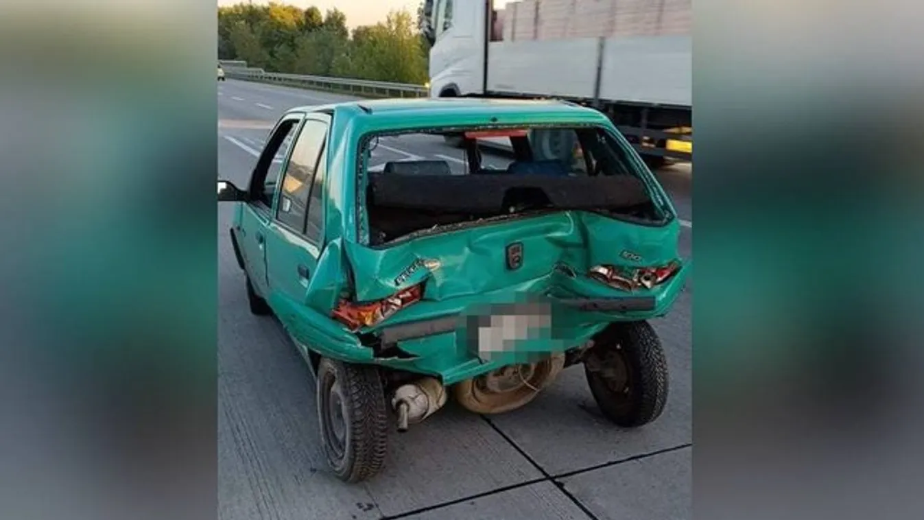 Tűzoltók siettek az M0-ásra, többen sérültek meg egy balesetben