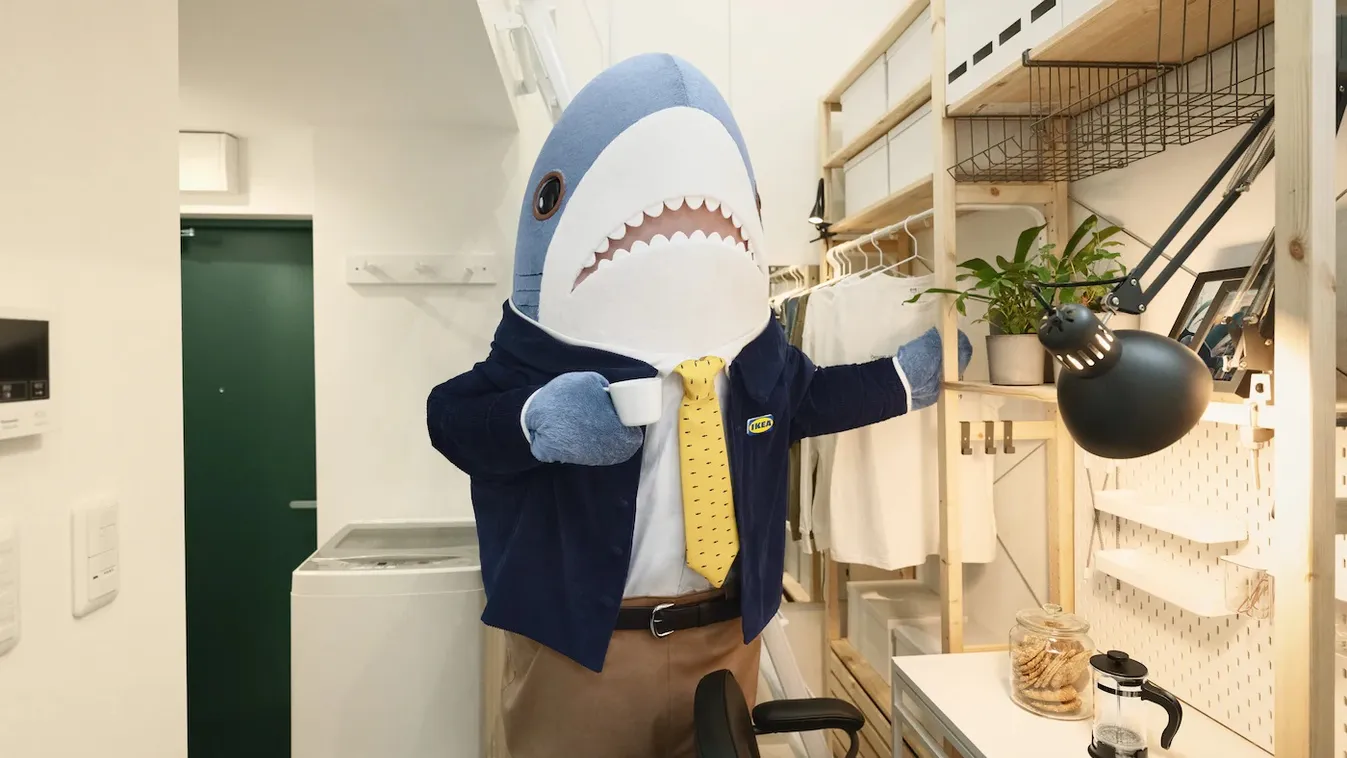 Életre kelt plüsscápa hirdeti a japán Ikea legújabb dobását
