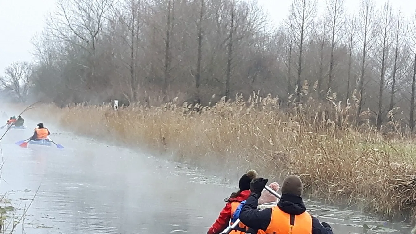 Ismét evezős túrákat hirdettek a gőzölgő Hévíz-patakban