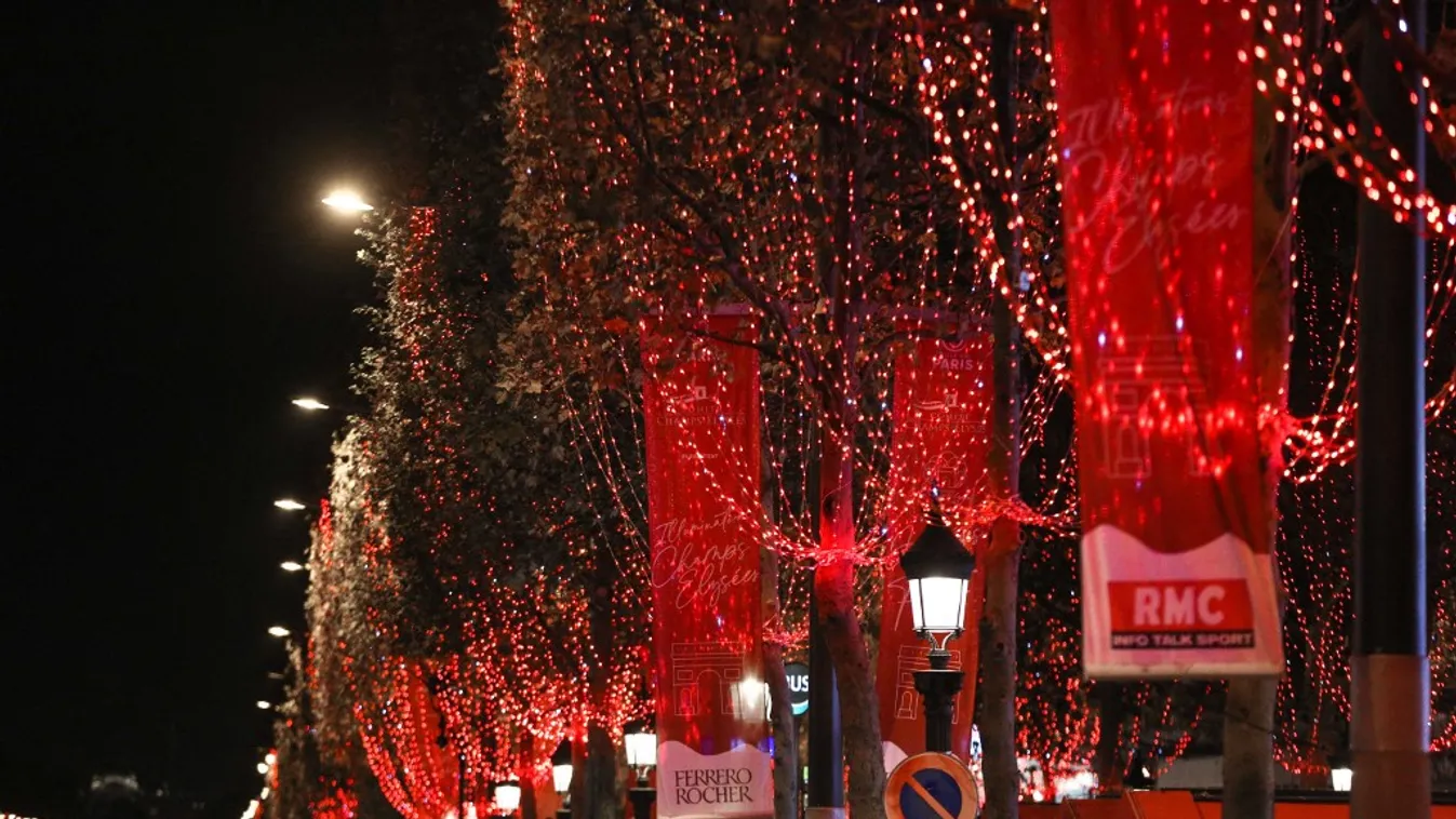 Nézze, milyen különleges dekorációt kapott a Champs-Élysées karácsonyra!