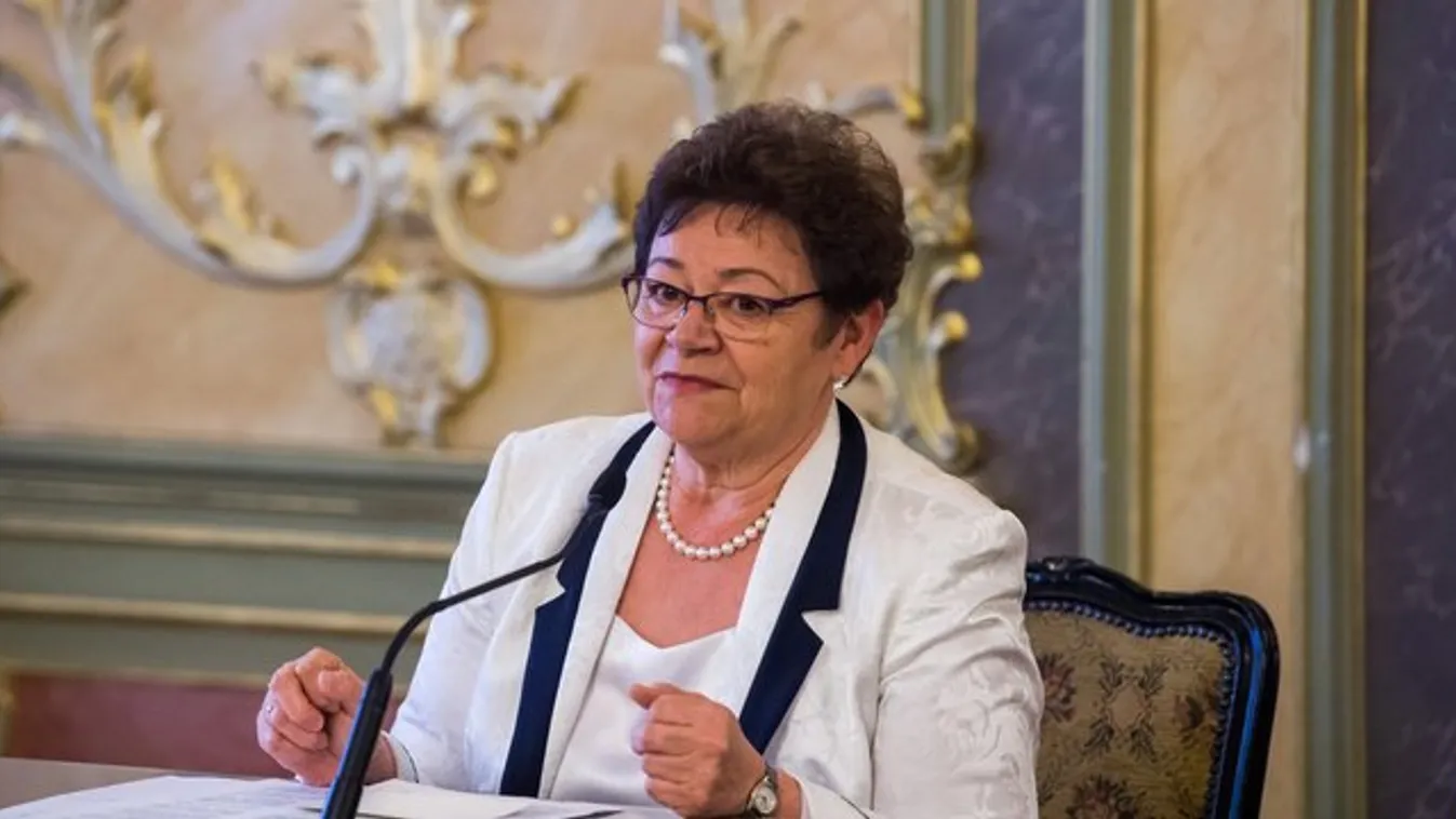 Tiszta vizet öntött a pohárba Müller Cecília: ez az őszinte véleménye az oltásokról