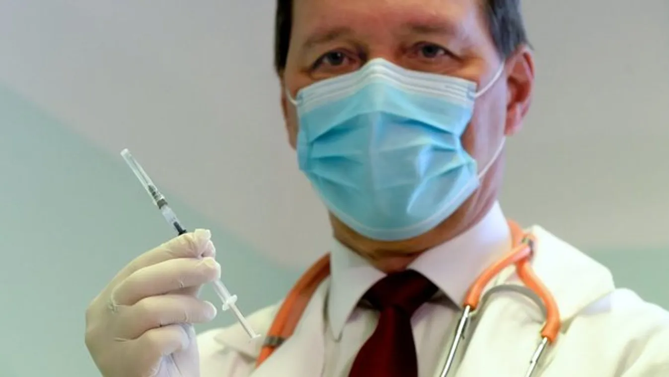 Szlávik János őszintén beszélt az oltásokról és az ötödik hullámról