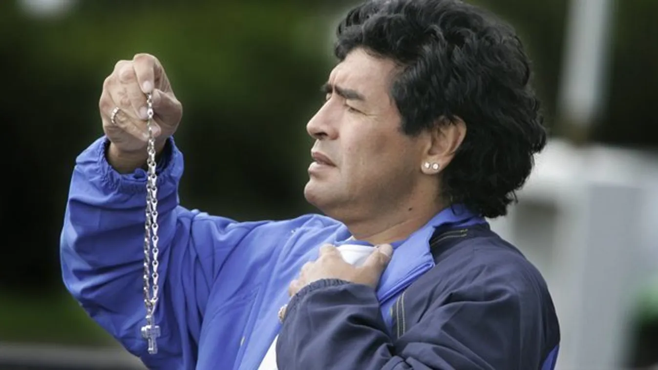 Kitálaltak Maradonáról, így szexelt valójában a focilegenda - 18+